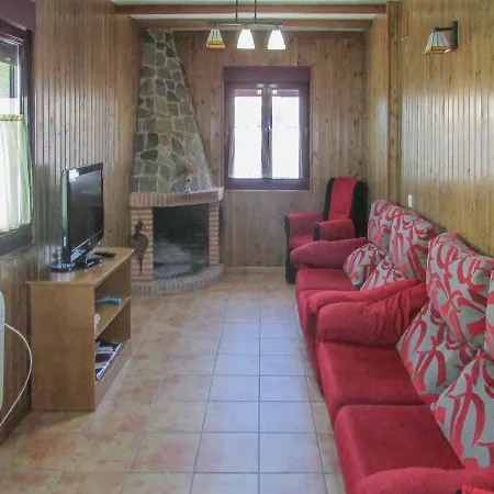 度假居 Four-bedroom Holiday In *