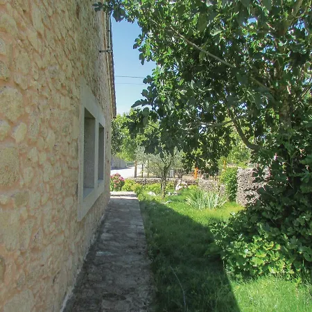 度假居 Four-bedroom Holiday In *